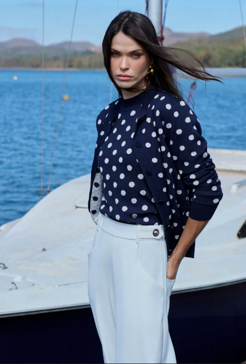 The ANNF Club - Anne Fernandes